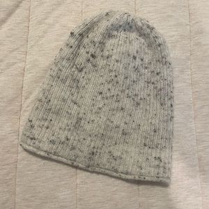 Madewell Donegal Kent Beanie in Coziest Yarn